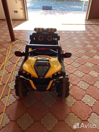 Электромобиль квадроцикл