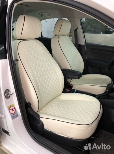 Установка автомобильных чехлов с подшивом