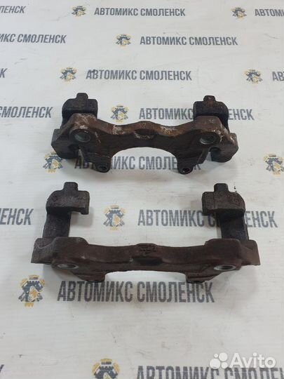 Скоба пер. суппорта Opel Astra H