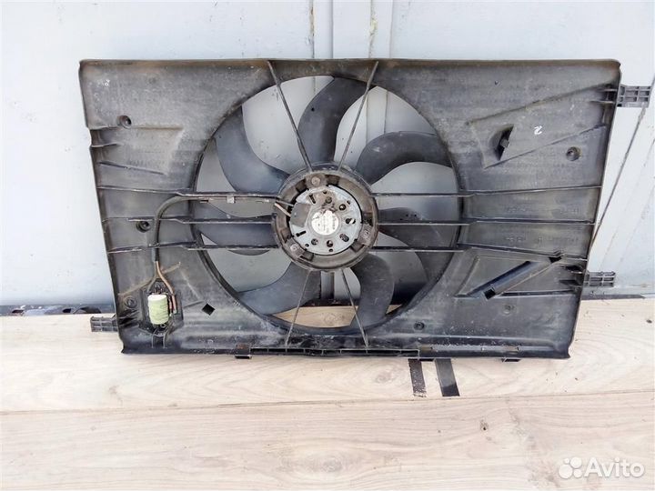 Вентилятор радиатора от Opel Astra J 2010