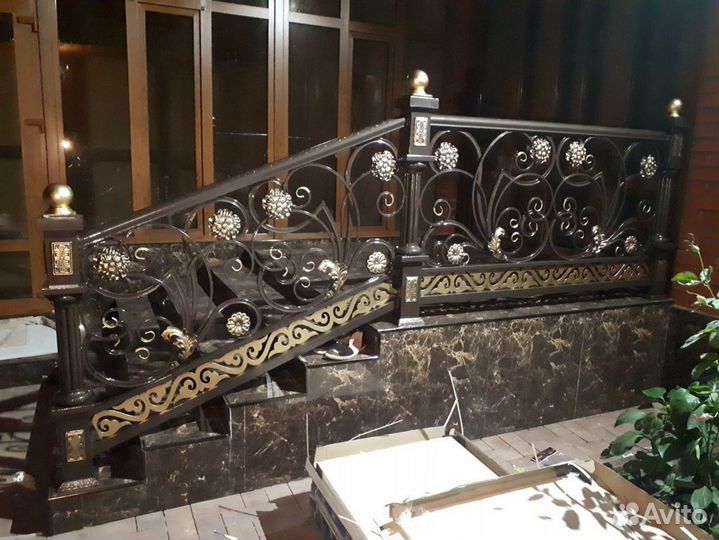 Перила для лестниц