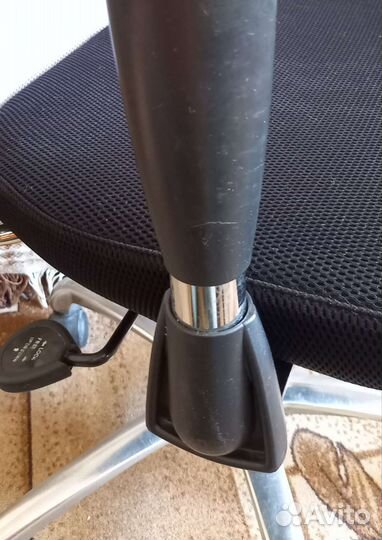 Компьютерное кресло Дэфо