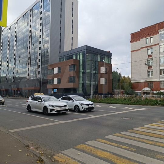 Торговое помещение 292 м²