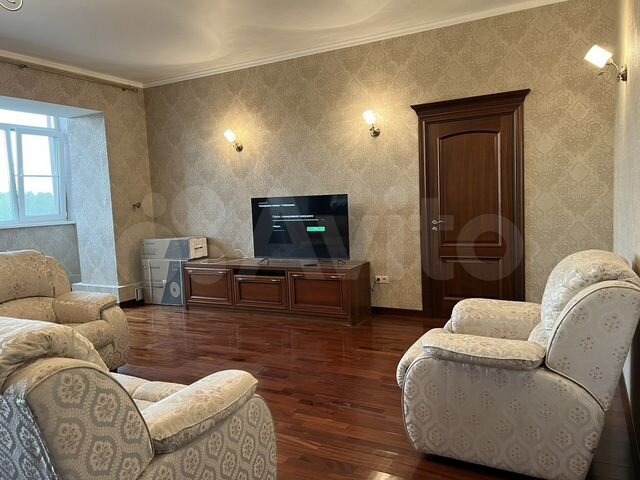 2-к. квартира, 75 м², 7/7 эт.