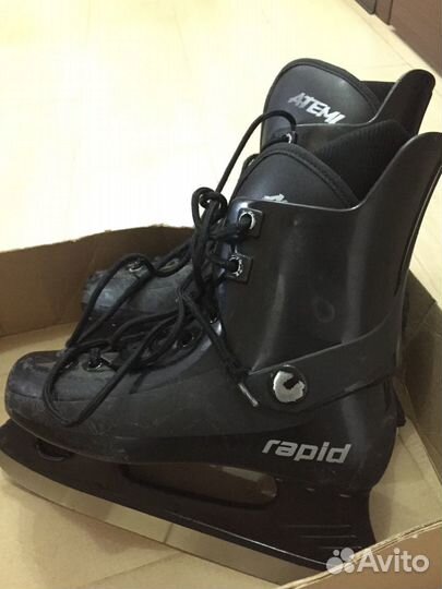 Коньки мужские 39 разм