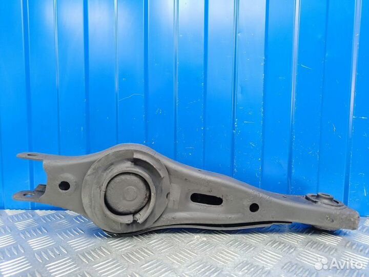 Рычаг задний правый Kia Sorento 2 XM 2.2 D4HB 2009