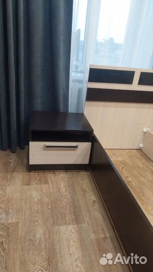 Кровать двухспальная с матрасом