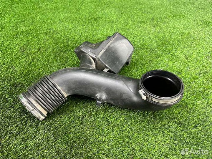 Резонатор воздушного фильтра Bmw X5 E53 M54B30