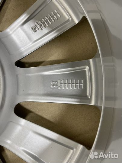 Новые Las Minas R16 для Volkswagen Polo new