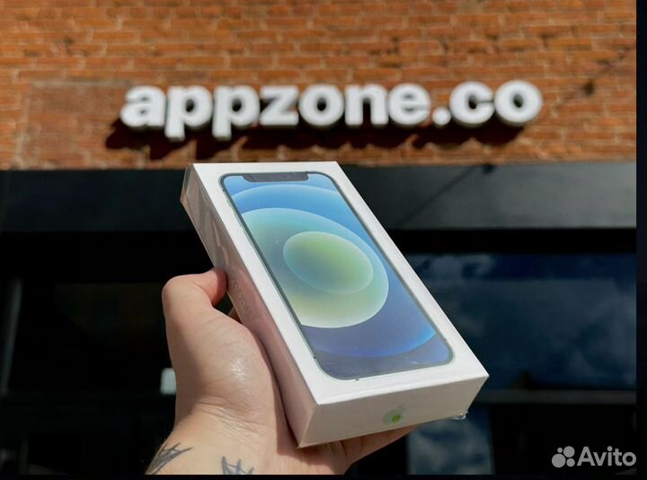 iPhone 12, 64 ГБ