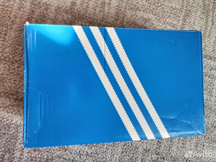 Кроссовки adidas