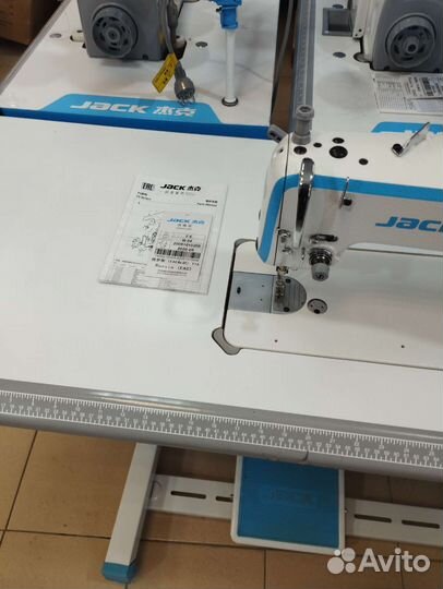 Швейная машина jack f4