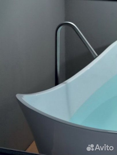 Ванна акриловая Kerasan Waldorf 167x82