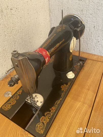 Швейная машинка