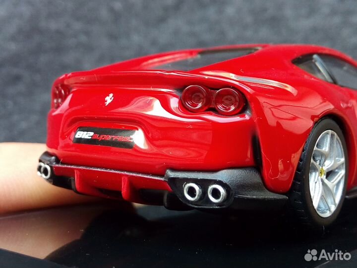 1:43 Ferrari superfast Bburago