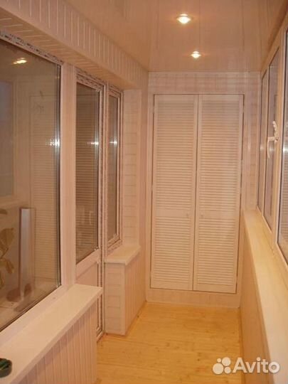 Отделка и остекление балконов