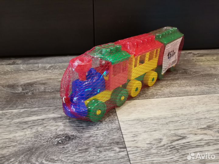 Паровоз-конструктор новый