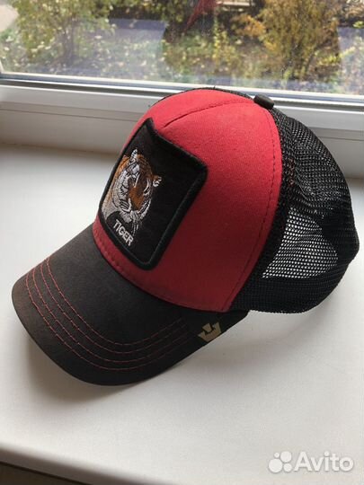 Бейсболки и кепки