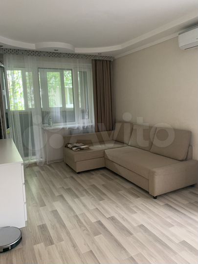 2-к. квартира, 52 м², 2/9 эт.