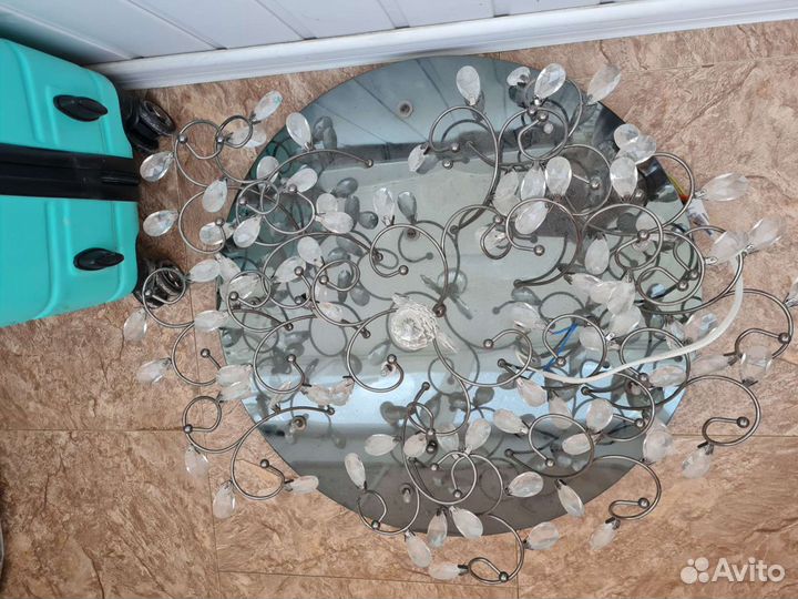 Люстра и бра