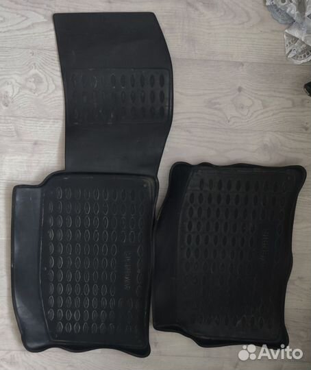 Коврики Тойота Авенсис т250
