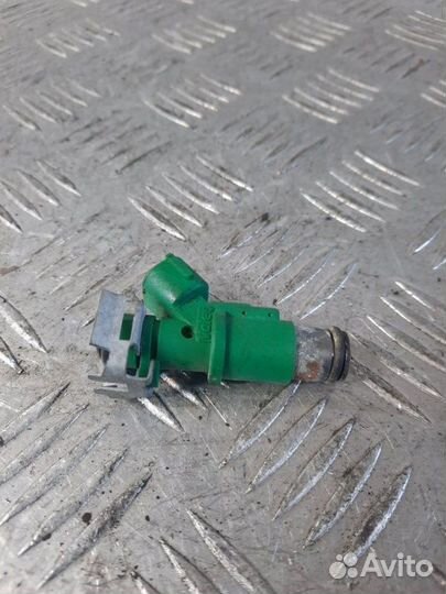 Форсунка Citroen C3 1 хэтчбек 1.4 KFV 2009