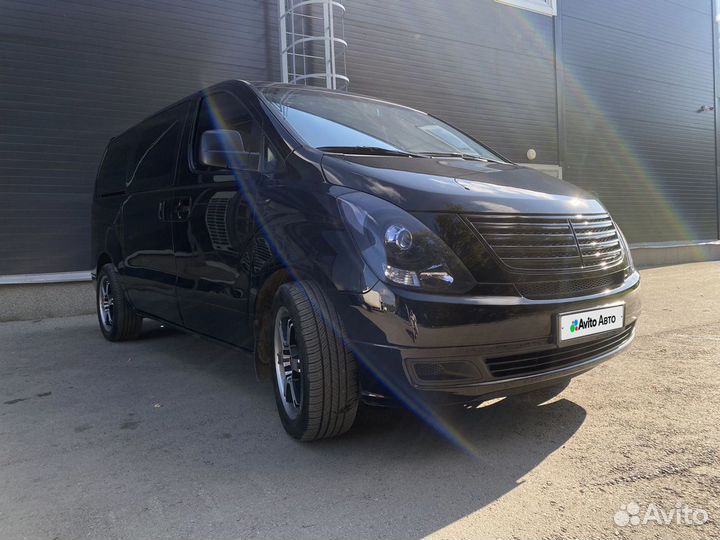 Hyundai Grand Starex 2.5 AT, 2008, 395 000 км