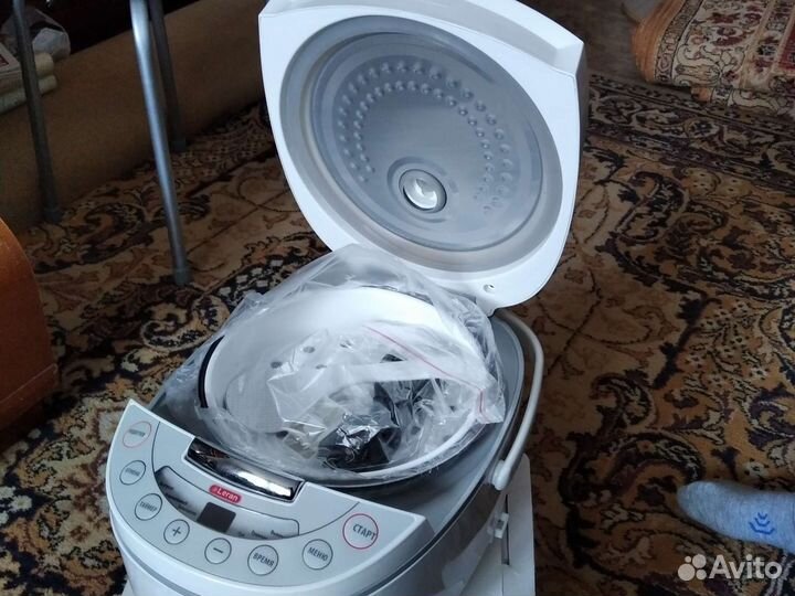 Мультиварка новая Leran