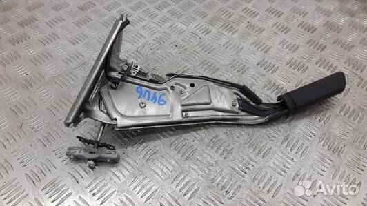 Рычаг ручного тормоза (ручник) renault megane 3 (9