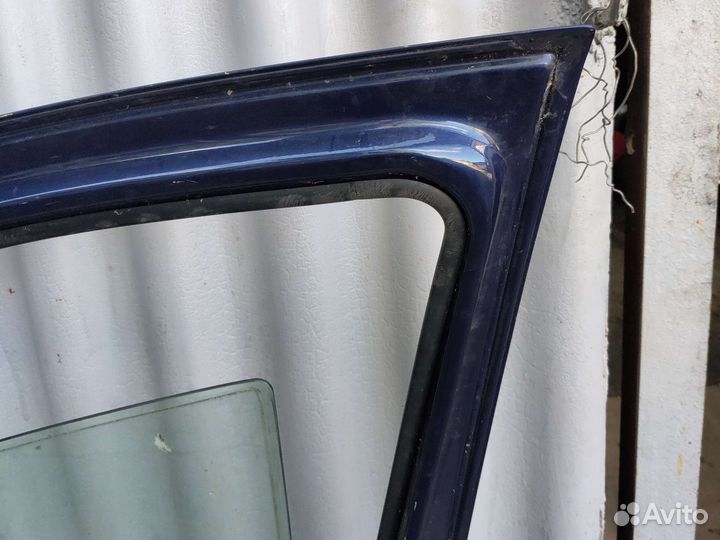 Дверь передния правая на Volkswagen B5