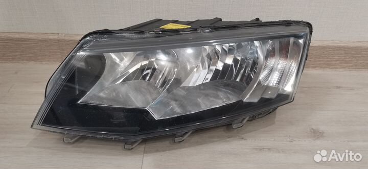 Фара левая Skoda Octavia А7