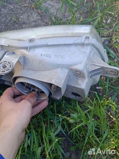 Фара левая на hyundai accent