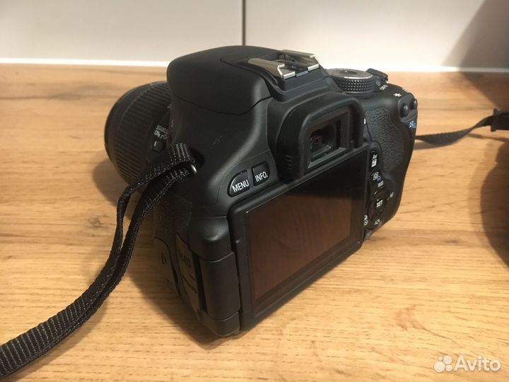 Зеркальный фотоаппарат canon 600d (пробег 1562)