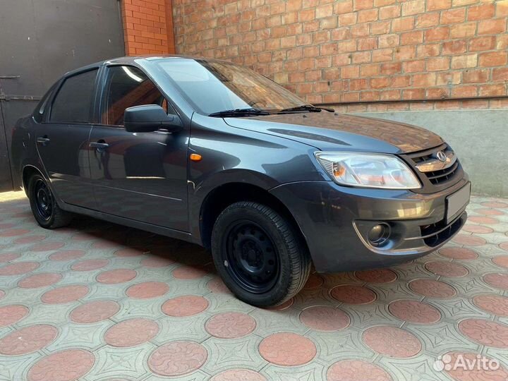 LADA Granta 1.6 МТ, 2015, 172 000 км