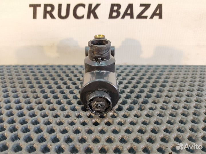 81521606142 Клапан электромагнитный