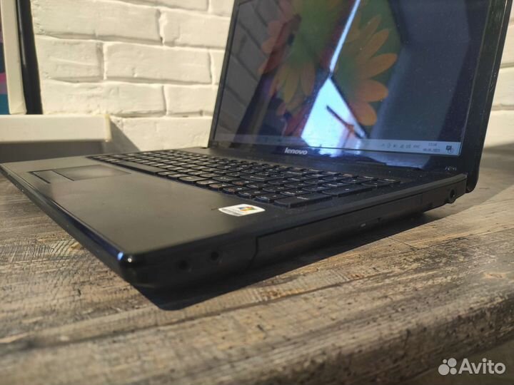 Бизнес ноутбук Lenovo SSD120+HDD500 15.6 HD