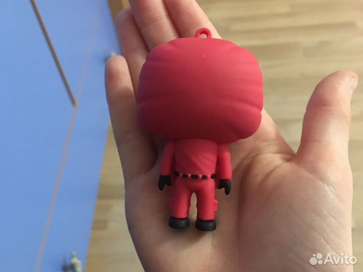 Брелок из игры кальмара (Красный квадрат )