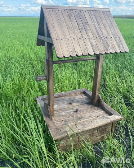 Декоративный колодец