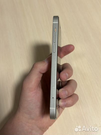 iPhone 12, 64 ГБ