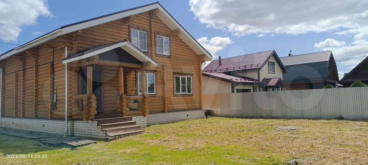 Дом 185,6 м² на участке 14 сот.