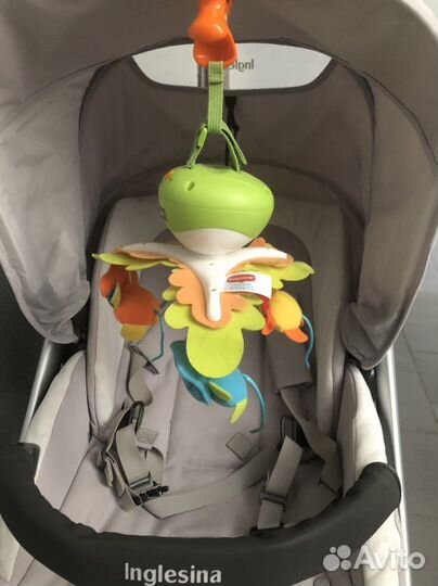 Мобиль + подарок(новый набор игрушек д/купания)