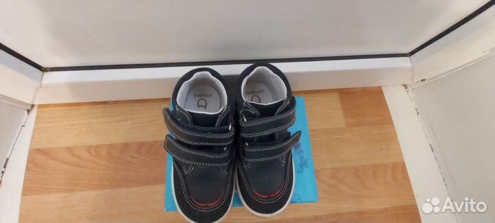 Ботинки детские весенние