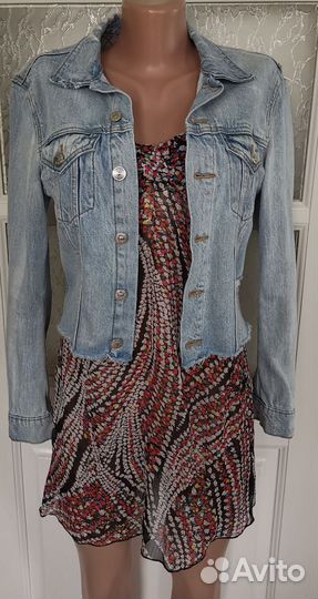 Куртка джинсовая