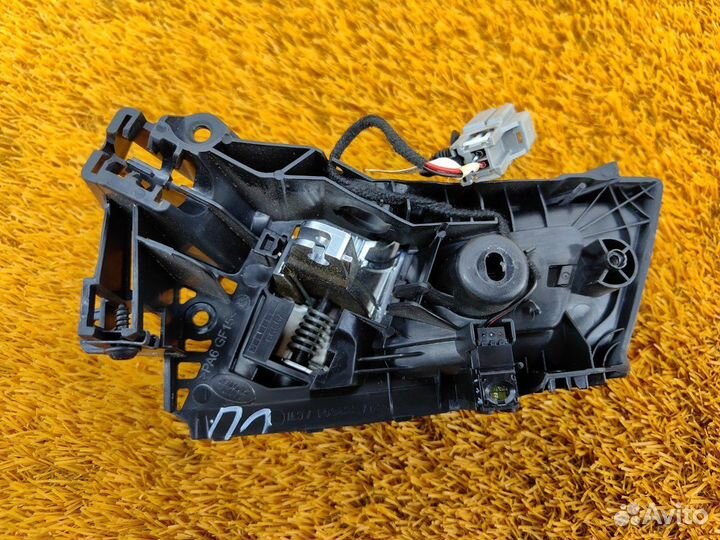 Ручка двери внутренняя передняя левая Land Rover
