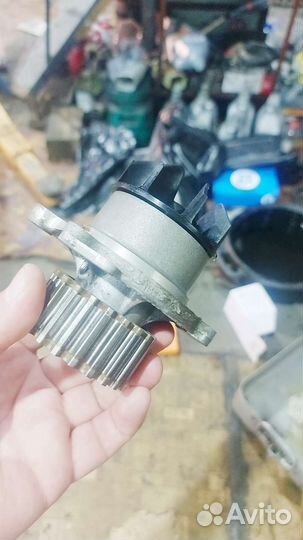 Водяная помпа на Ларгус 1.6