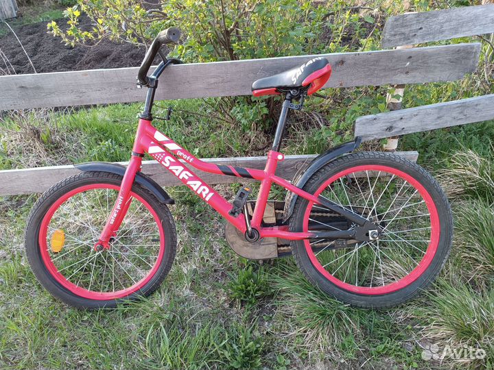 Детский четырех колесный велосипед