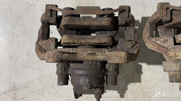 Суппорта задние Mercedes Benz W211