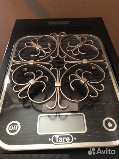 Красивая винтажная подставка под горячее