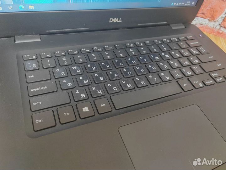 Ноутбук Dell 13