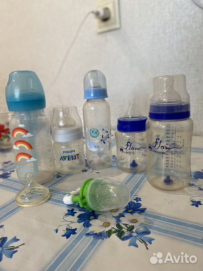 Бутылочки для кормления avent